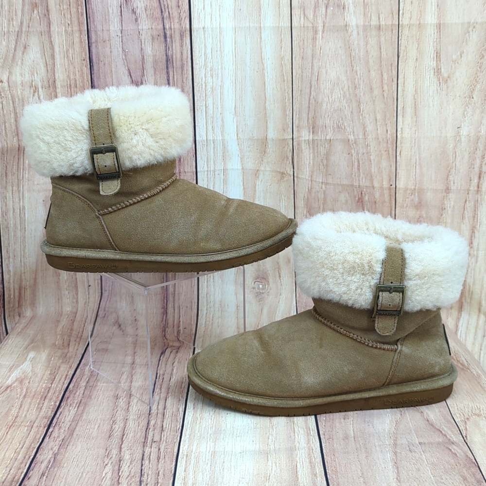 BearPaw Abby Boots Hickory Suede Sheepskin Shearling Collar Buckle Sz 9 - Picture 7 of 9